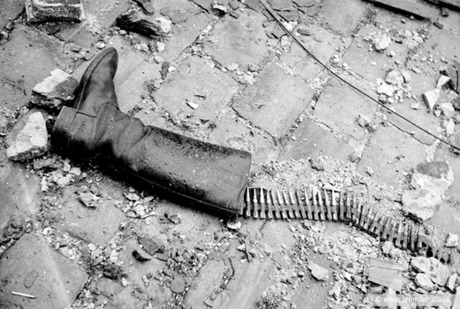 Lee Miller, Debris on pavement outside, Saint-Malo, 1944