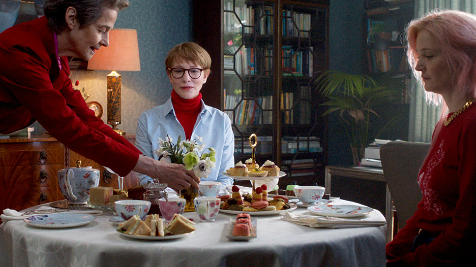 Charlotte Rampling, Cate Blanchett and Vicky Krieps in Father Mother Sister Brother by Jim Jarmusch